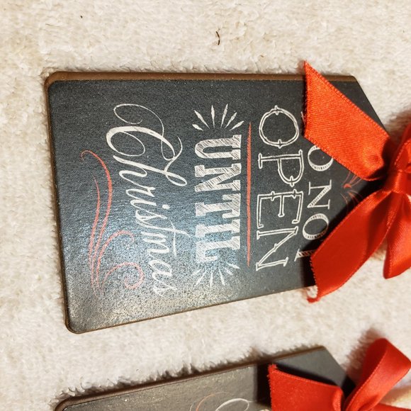 2 Ornaments Chalkboard Tag Look Seasons Greetings Do Not Open Until Christmas - Picture 2 of 5
